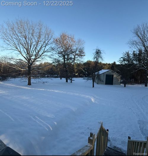 3363 N Branch Rd, North Branch, MI, 48461-9391 | Card Image