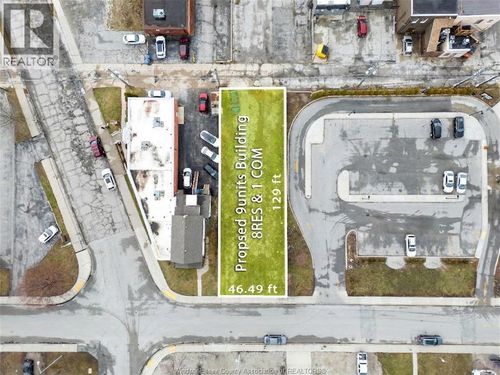 667 Windsor Ave, Windsor, ON, N9A1J6 | Card Image