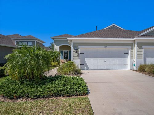 13539 Circa Crossing Dr, LITHIA, FL, 33547-4351 | Card Image