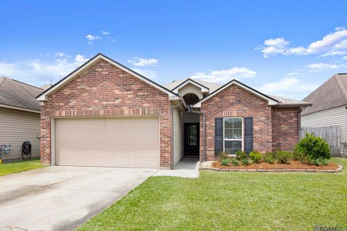 11397 Ashwood Ct, Denham Springs, LA, 70726-6494 | Card Image