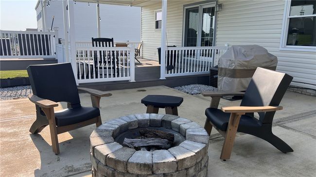 110 Mohawk Dr, House other with 4 bedrooms, 4 bathrooms and 2 parking in Buffalo Twp - BUT PA | Image 6
