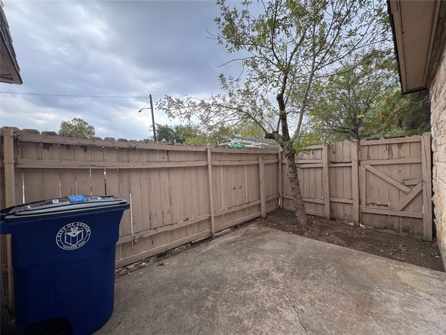 APT-102 - 5006 W Wind Trl, Home with 2 bedrooms, 2 bathrooms and 1 parking in Austin TX | Image 17