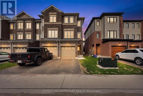 21 Pumpkin Corner Crescent, Barrie, ON, L9J0T5 | Card Image