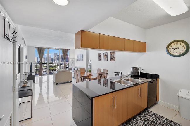 APT-3106 - 1750 Bayshore Dr, Condo with 1 bedrooms, 1 bathrooms and null parking in Miami FL | Image 10