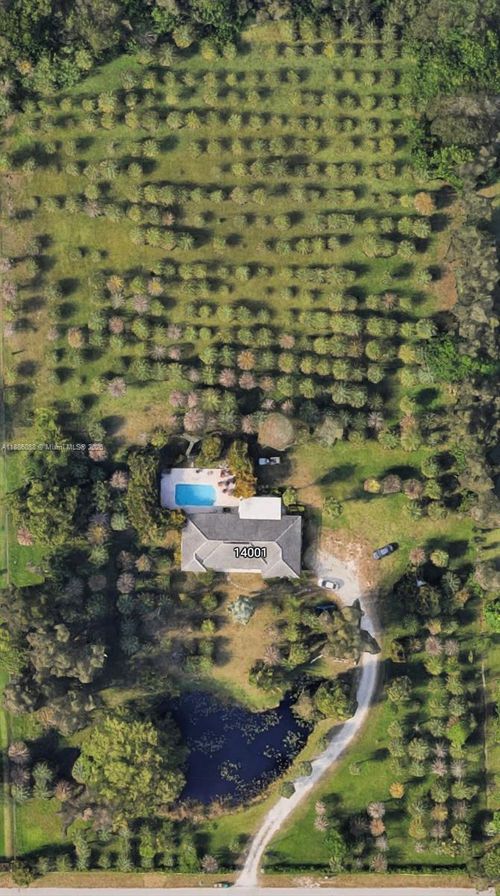 1-14001 Mustang Trl, Southwest Ranches, FL, 33330-3632 | Card Image