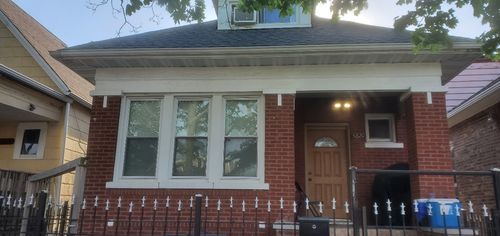 5820 S Washtenaw Ave, Chicago, IL, 60629-1524 | Card Image