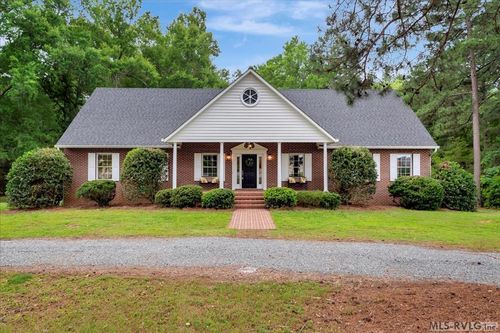 333 Bethany Dr, South Hill, VA, 23970-1310 | Card Image