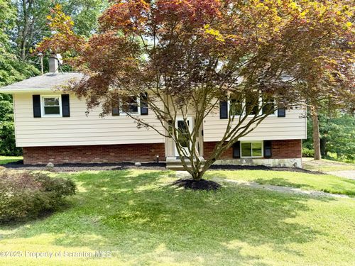 197 Columbus Dr, Archbald, PA, 18403-1503 | Card Image