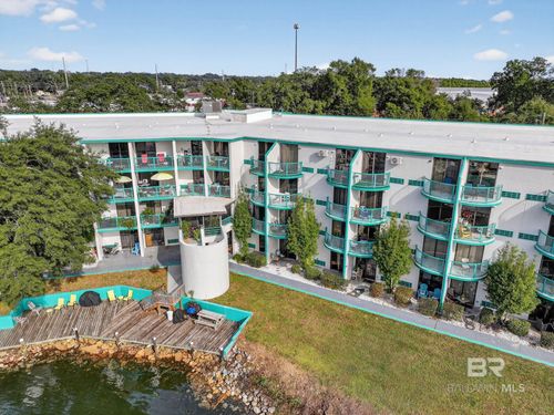 201 S Stillman St, Pensacola, FL, 32505-8067 | Card Image