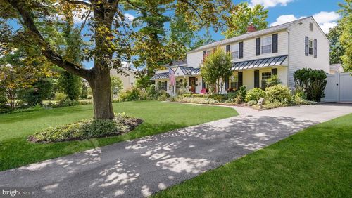 4011 Indian Guide Rd, LAFAYETTE HILL, PA, 19444-1308 | Card Image