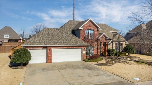 704 Sw Thorncroft Avenue, Bentonville, AR, 72713 | Card Image