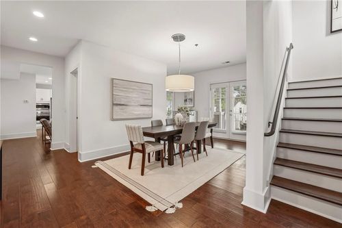 301 Canton Way, Roswell, GA, 30075-3669 | Card Image