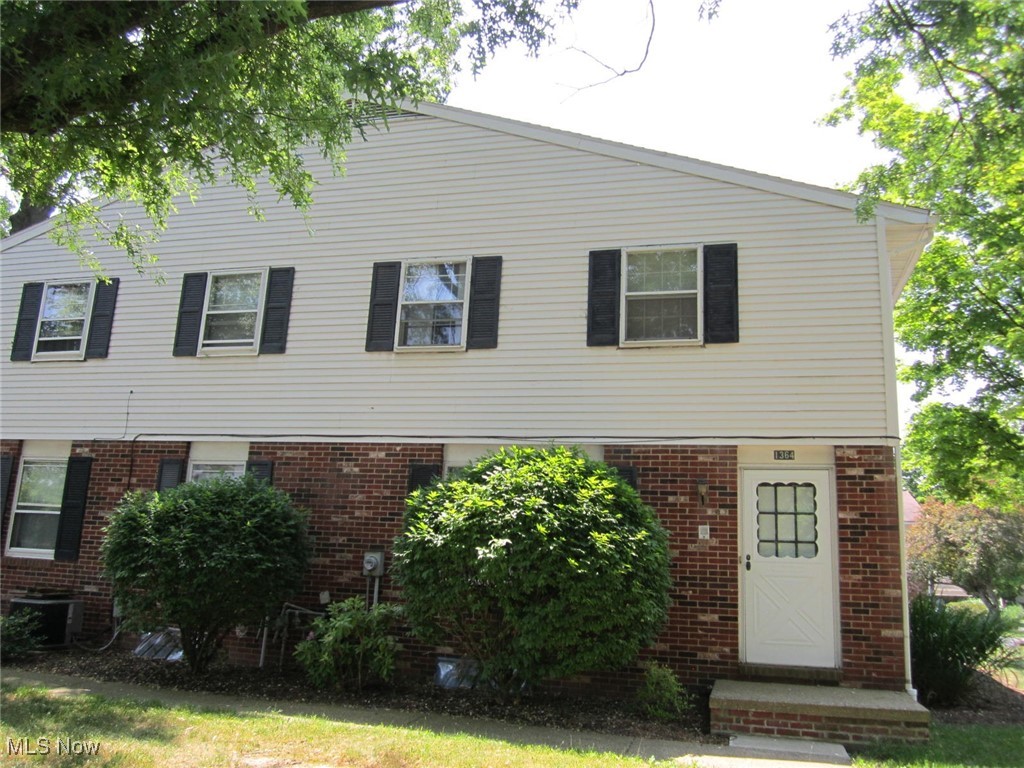 Athena Dr, Kent, OH 44240