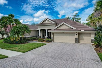 1113 Eagles Flight Way, House other with 4 bedrooms, 4 bathrooms and null parking in North Port FL | Image 1