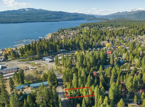 697 N Samson Trl, McCall, ID, 83638-4207 | Card Image