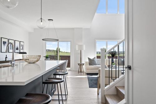 10 Westland Park Sw, Calgary, AB, T3H0W1 | Card Image