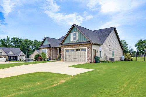 1201 Sloan Rd, Inman, SC, 29349-7842 | Card Image