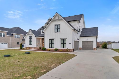 3806 Carriage Dr, Murfreesboro, TN, 37128-6932 | Card Image