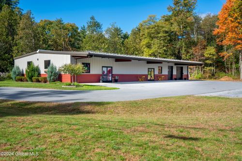 4284 Route 50, Saratoga Springs, NY, 12866-2928 | Card Image