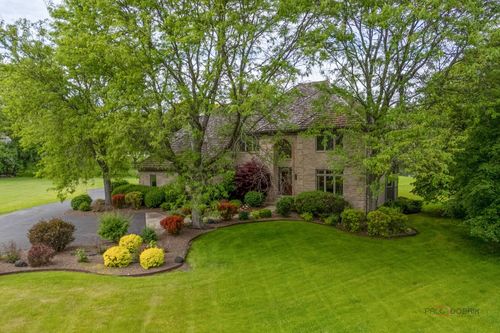 5420 Belmont Ct, Libertyville, IL, 60048-4800 | Card Image
