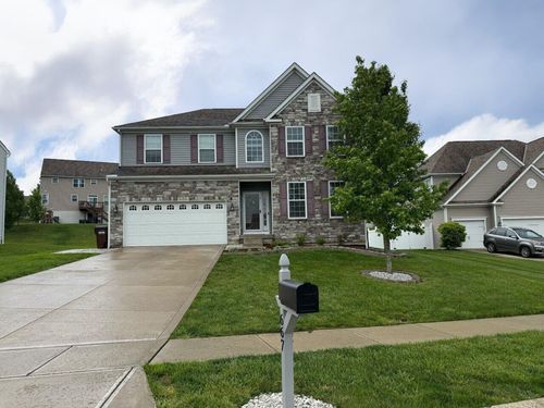 667 Green Forest Pl, Lithopolis, OH, 43136-7501 | Card Image