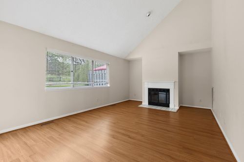 19 Cushing Grn S, Pawling, NY, 12564-2110 | Card Image