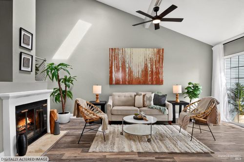 195 E B Street, Benicia, CA, 94510 | Card Image