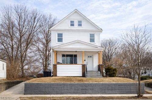 2093 13th St Sw, Akron, OH, 44314-2351 | Card Image