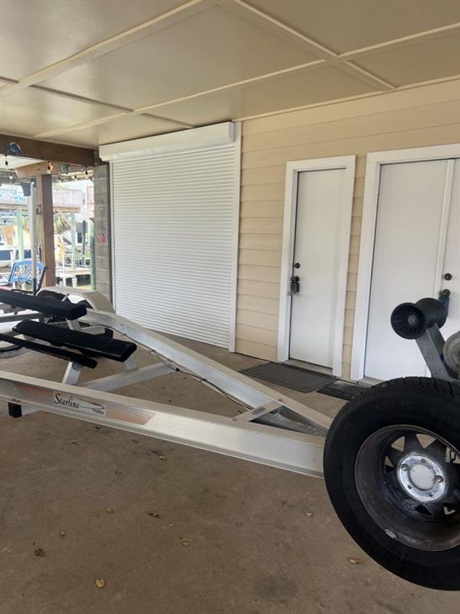 Golf Cart Garage w/motorized Storm Shutter | Image 43
