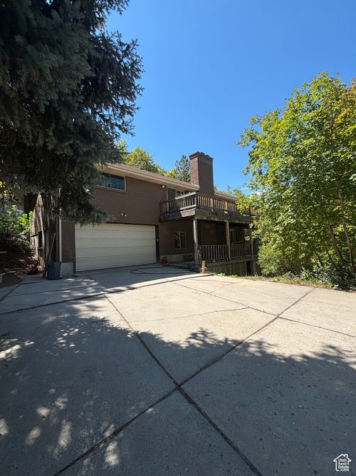 556 S Standel Dr, Salt Lake City, UT, 84108-1502 | Card Image