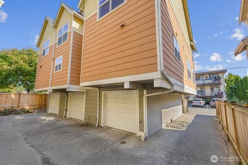 1719 Sw Henderson St, Seattle, WA, 98106-2342 | Card Image