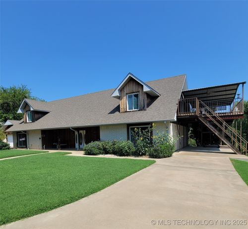700 N Maytubby St, Kingston, OK, 73439 | Card Image