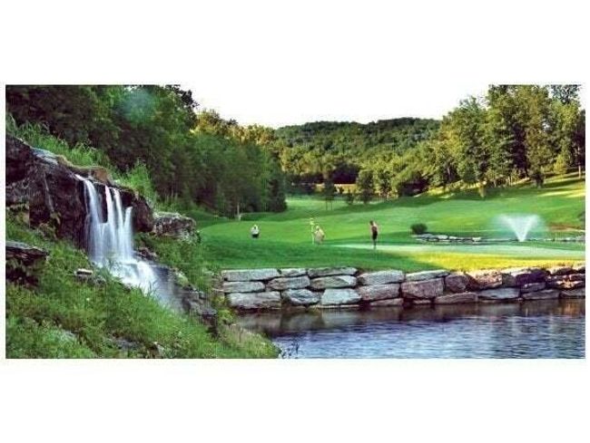 Waterfall & Greens at the Clubhouse | Image 16