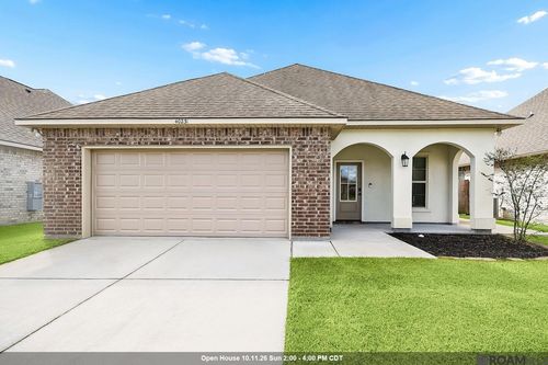 40231 Maddie Dr, Prairieville, LA, 70769-6812 | Card Image