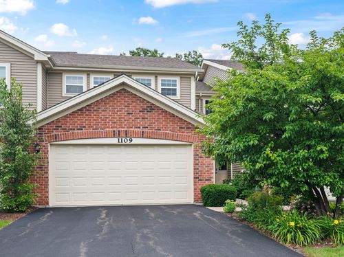 1109 Westlake Dr, Cary, IL, 60013-1612 | Card Image