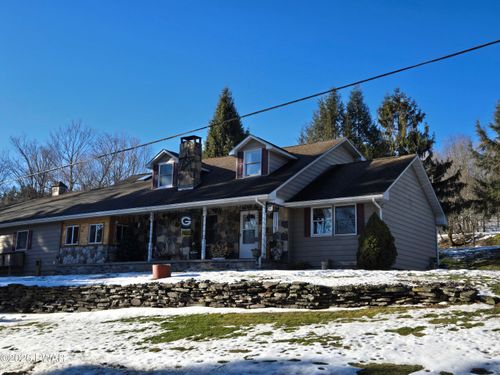 1767 Creek Dr, Waymart, PA, 18472-4501 | Card Image