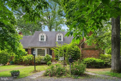 5506 Edson Ln, Rockville, MD, 20852-3135 | Card Image