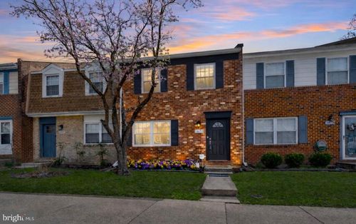 1671 Yorktown Ct, CROFTON, MD, 21114-1818 | Card Image