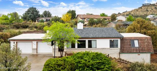 742 Meadowlark Ln, Prescott, AZ, 86301-5858 | Card Image