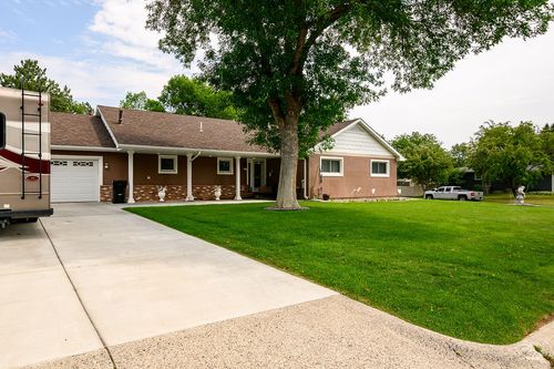 1903 Forest Park Dr, Billings, MT, 59102-2817 | Card Image