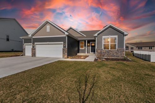 1089 Oregon Parks Avenue, OREGON, WI, 53575-3907 | Card Image