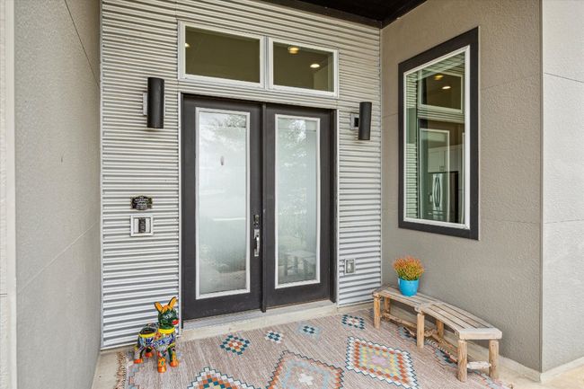 6229 Florencia Ln, House other with 3 bedrooms, 3 bathrooms and 4 parking in Austin TX | Image 4