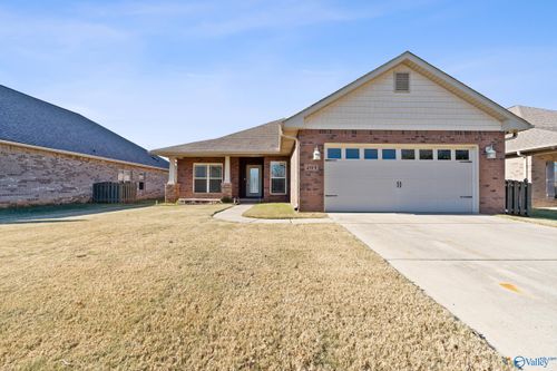 409 E Mossyleaf Dr Sw, Huntsville, AL, 35824-4072 | Card Image