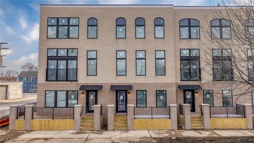 4703 Bridge Ave, Cleveland, OH, 44102-3423 | Card Image