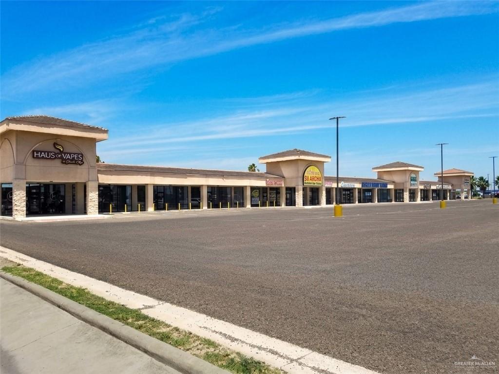 1715 Expressway 83 E, Penitas, TX 78576