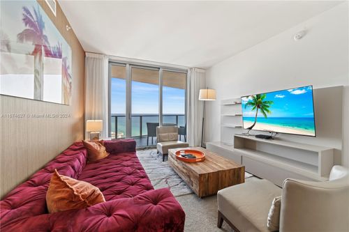 3108-4111 S Ocean Dr, Hollywood, FL, 33019-3058 | Card Image