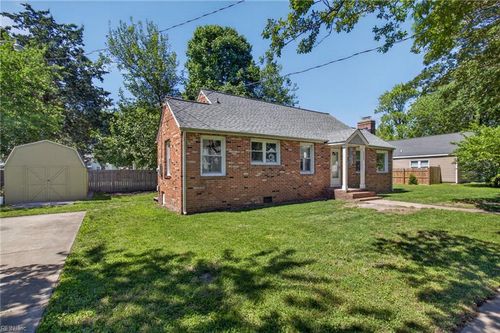 5352 Arthur Cir, Norfolk, VA, 23502-1820 | Card Image