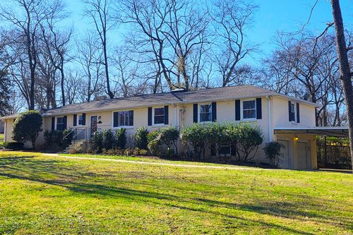 749 Georgetown Dr, Nashville, TN, 37205-1104 | Card Image