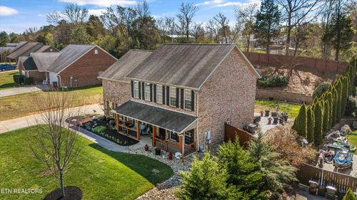 130 Flora Dr, Lenoir City, TN, 37771-6857 | Card Image