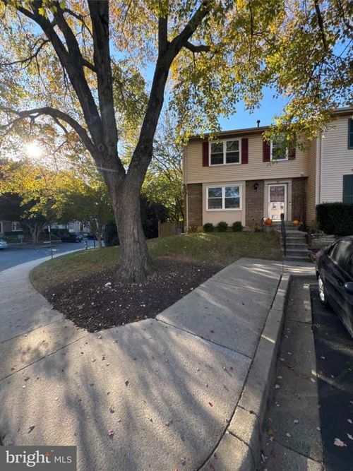 80 Pontiac Way, GAITHERSBURG, MD, 20878-2739 | Card Image